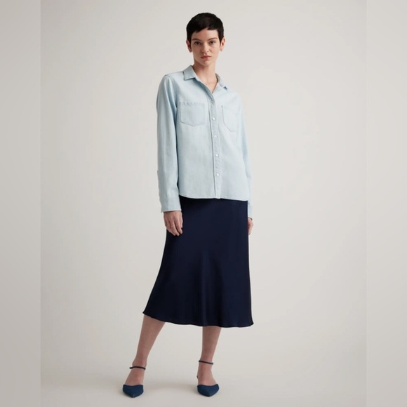 Quince Denim Shirt Women’s Size Small Distressed Blue Long Sleeve Button Down - Picture 11 of 14